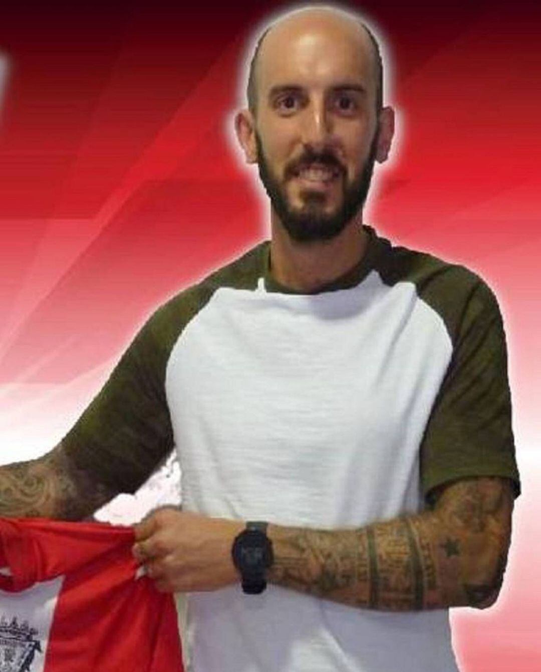 Juanlu Pacheco ya no es entrendor de la U. D. Petrelense