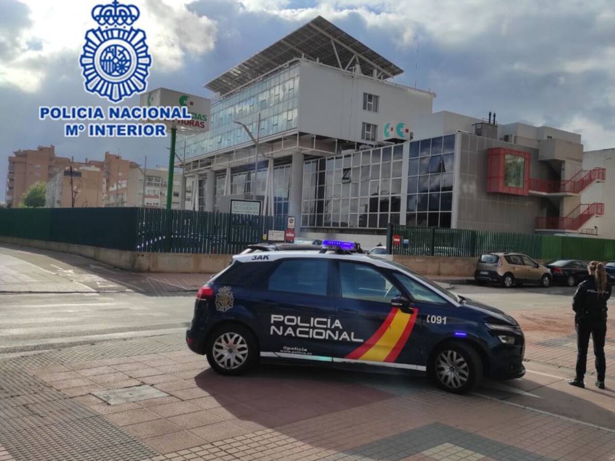 Detenido el autor de un robo en la cafetería de un centro médico de Cartagena