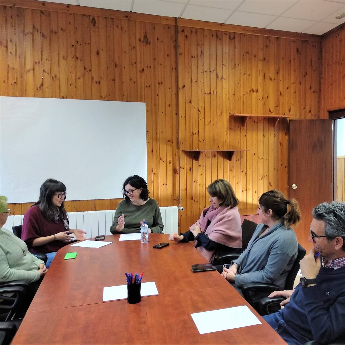 “Emprende. Innova. Crece," finalizó en Sabiñánigo con la experiencia de una empresa de barnices tecnológicos