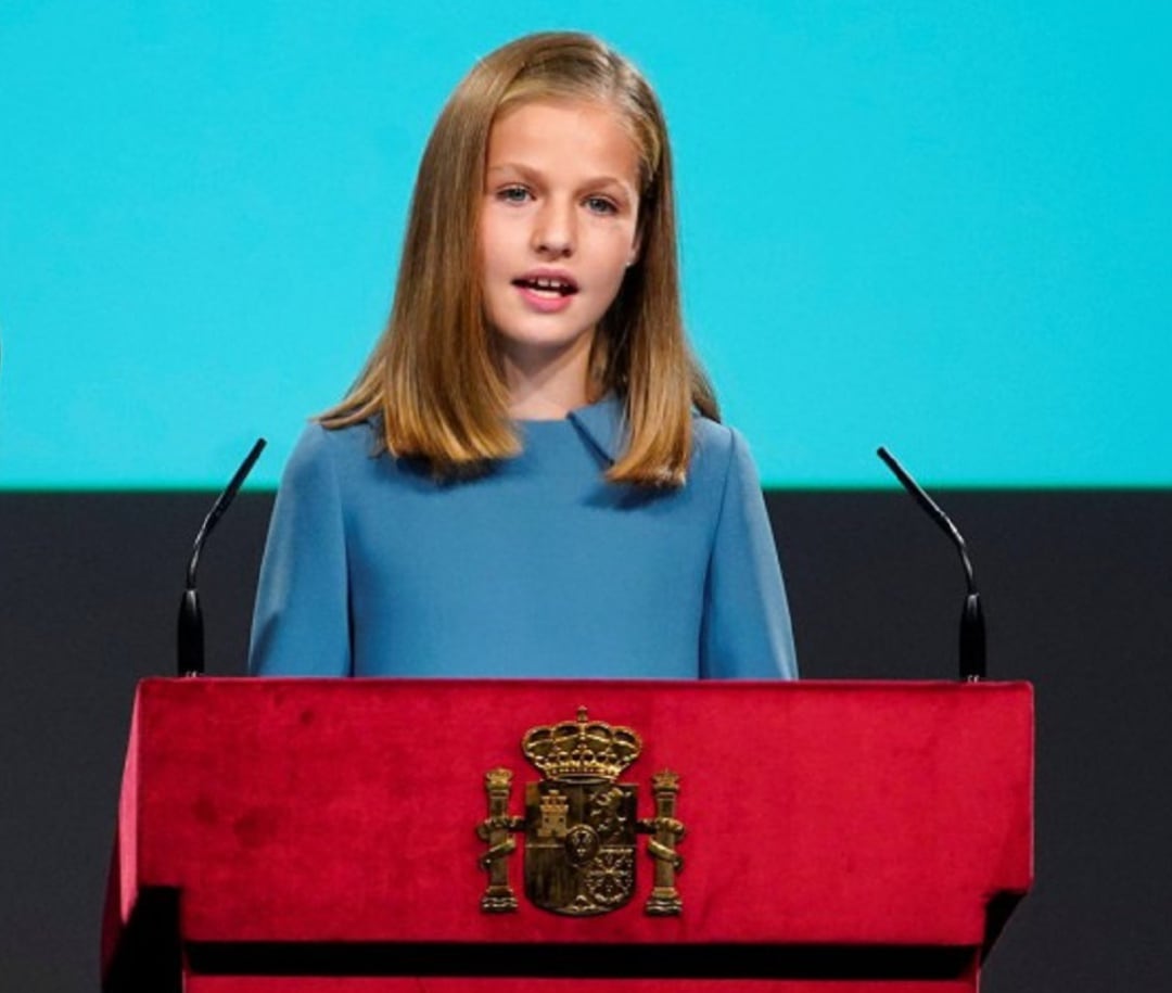 La princesa Leonor se estrenó en público con la lectura del artículo 1 de la Constitución, con motivo de la conmemoración de los 40 años de la Carta Magna.