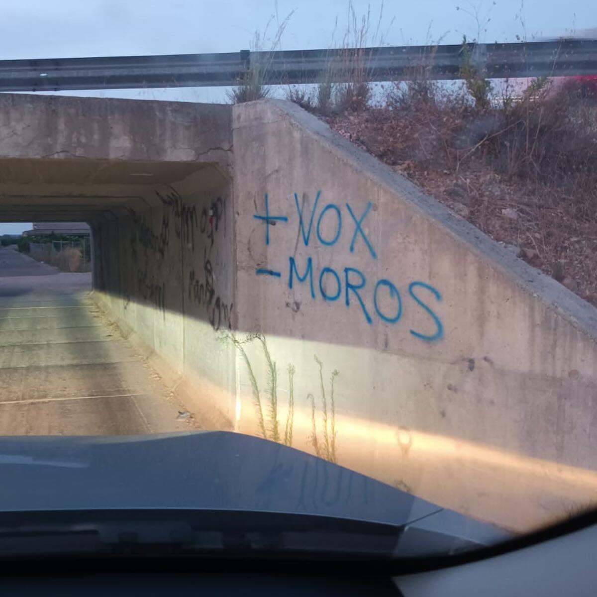 Pintada en Manuel (Imagen: RRSS Ajuntament de Manuel)