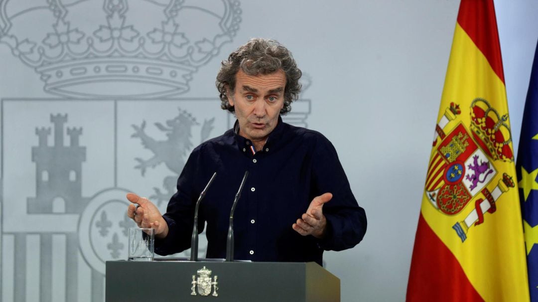 El director del Centro de Coordinación de Alertas y Emergencias Sanitarias, Fernando Simón, durante la rueda de prensa.