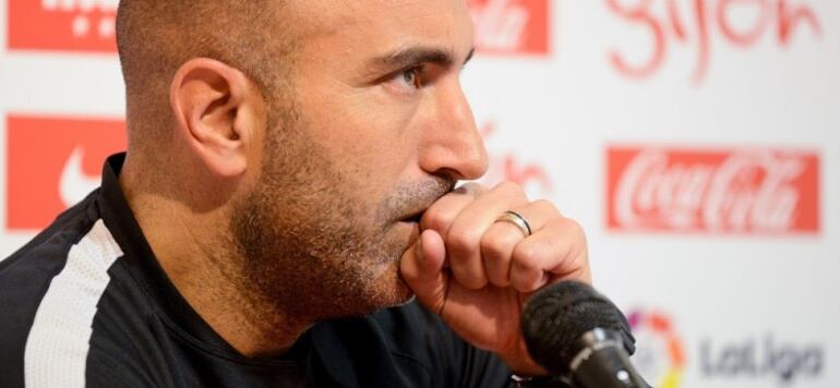 Abelardo en rueda de prensa