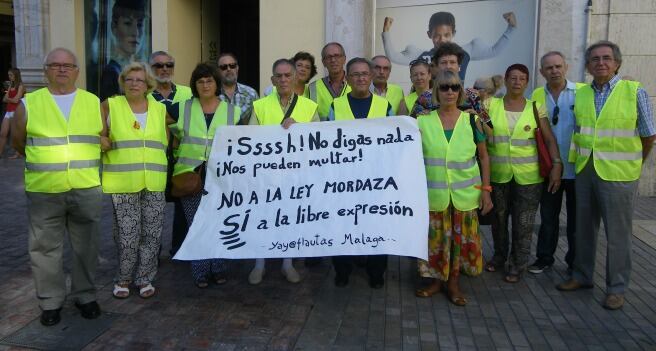 Protesta de los Yayoflautas