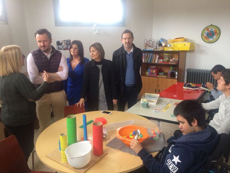 El PP en la Asociación ANOA Elx