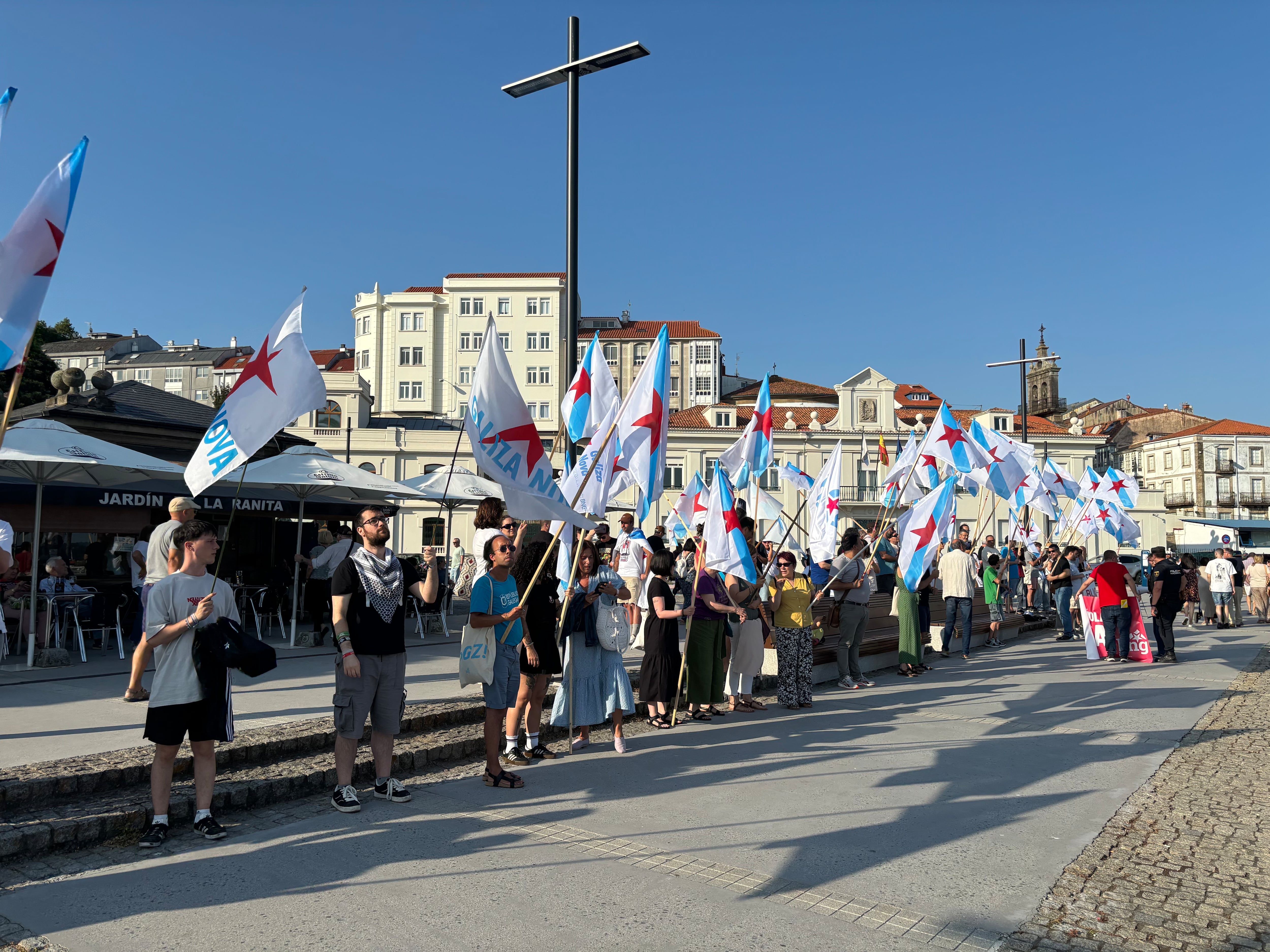 Concentración de BNG y Galiza Nova este miércoles en Ferrol Vello (foto: Raúl Salgado / Cadena SER)
