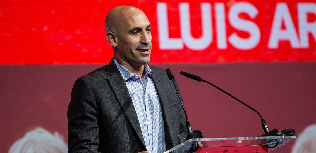 Luis Rubiales durante una comparecencia pública