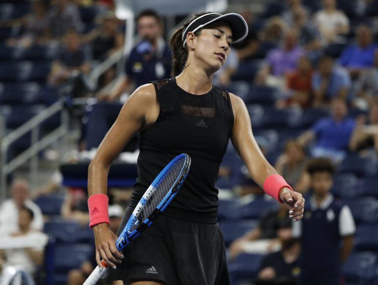 Muguruza se lamenta durante el partido