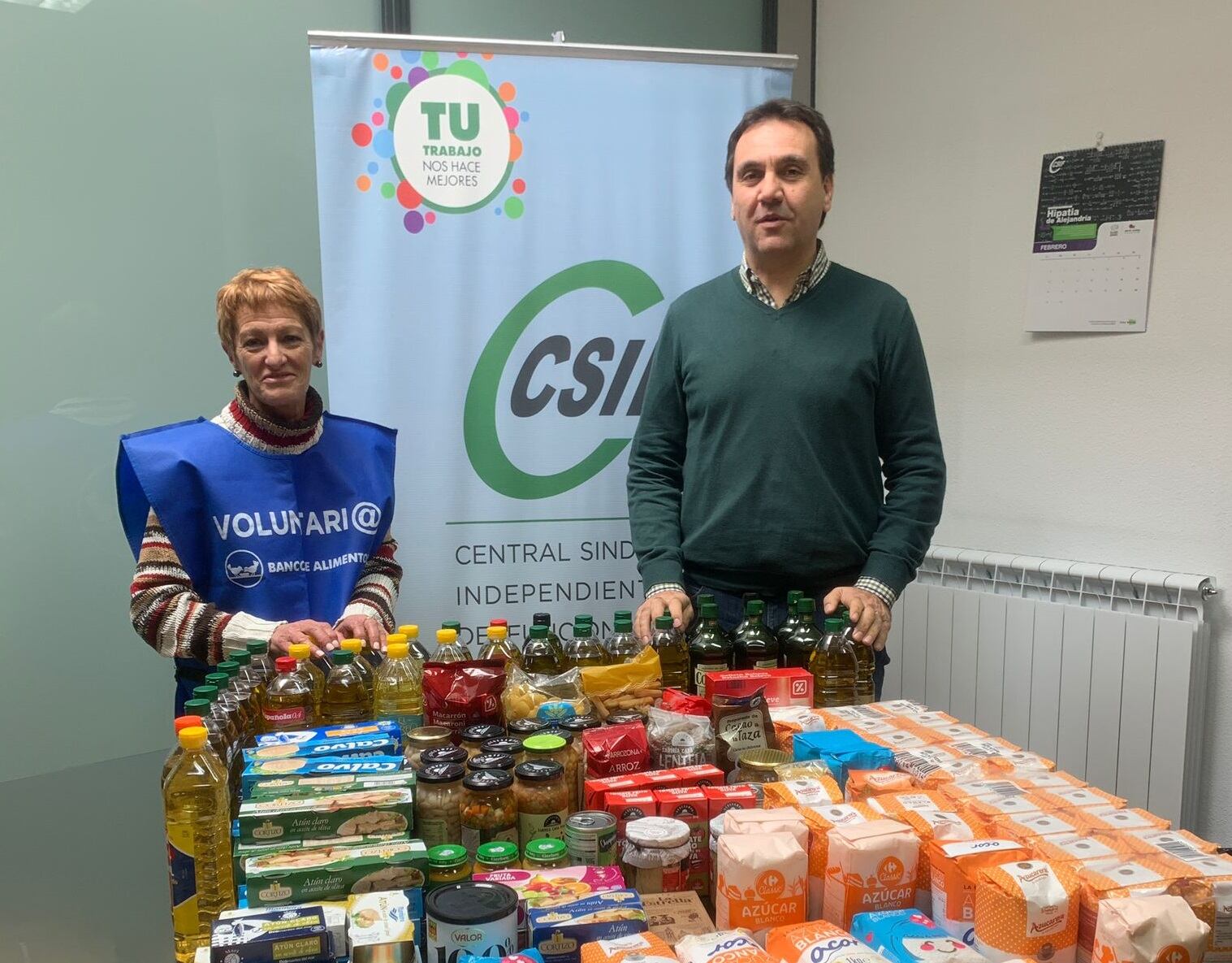 CSIF Palencia entrega al Banco de Alimentos la ayuda recogida en su campaña de febrero