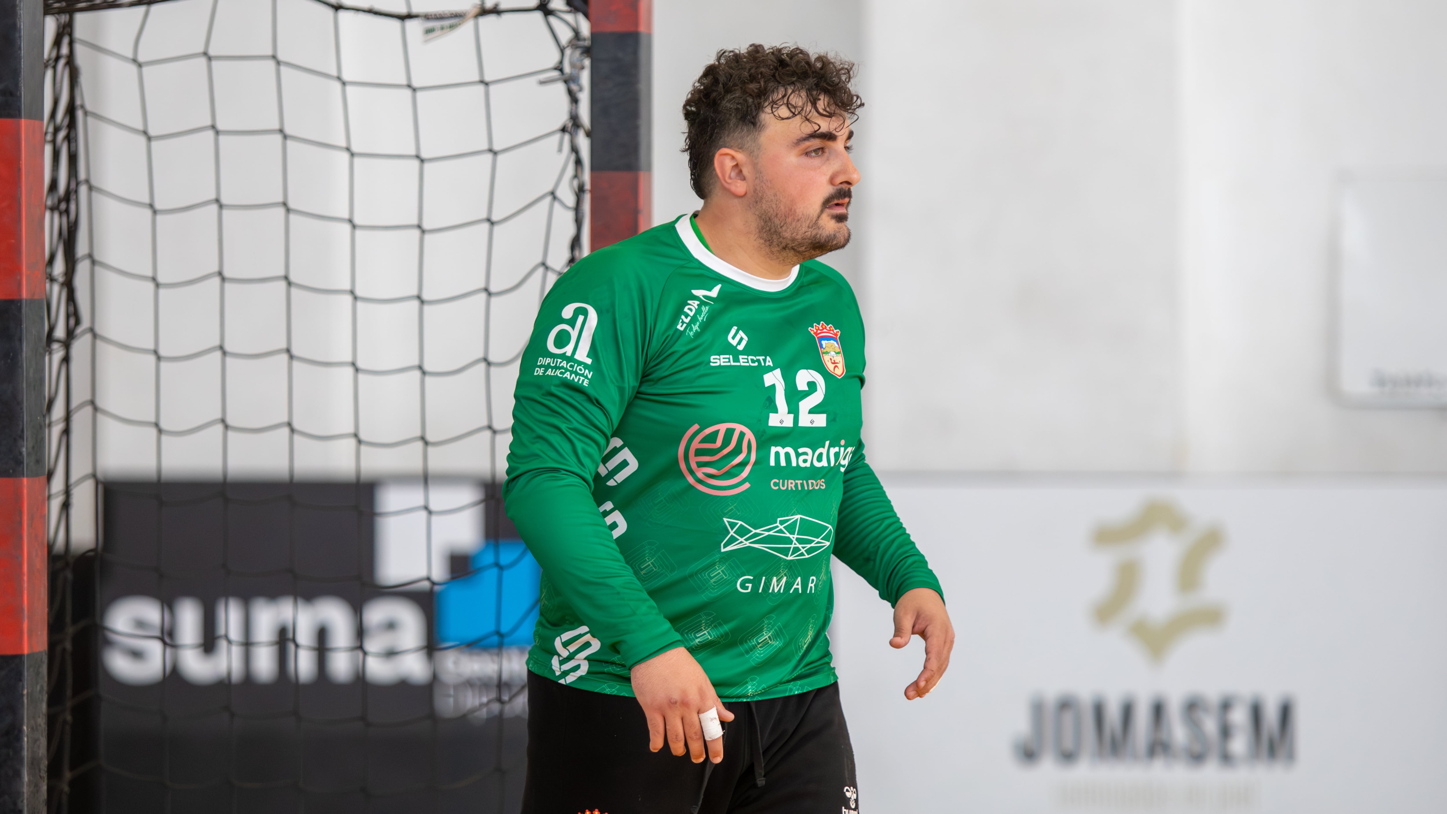 José Vicent, un baluarte en la portería del Bm. Elda - C.E.E.