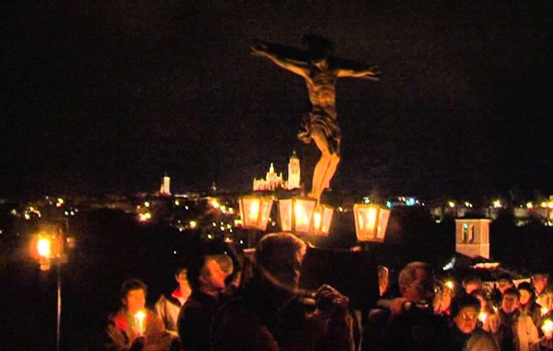 Vía Crucis de los Carmelitas en la noche del Miércoles Santo