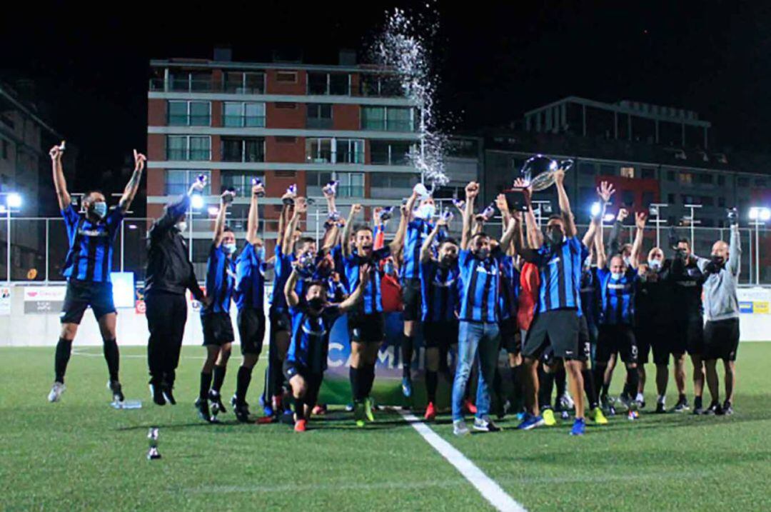 L'Inter Club Escaldes el dia que es va proclamar campió de Lliga.