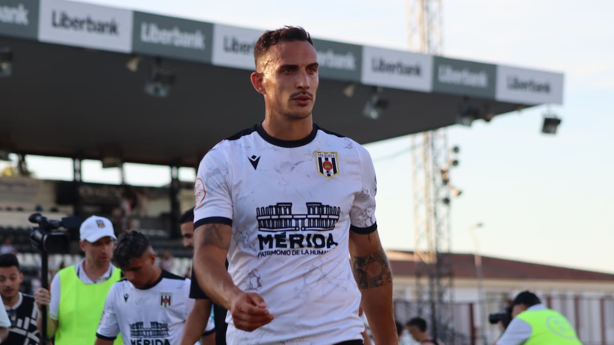 Luis Acosta, experiencia para la medular del CF Talavera