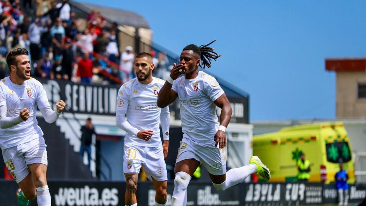 Cedric Teguia, primer fichaje del FC Cartagena 2024-25