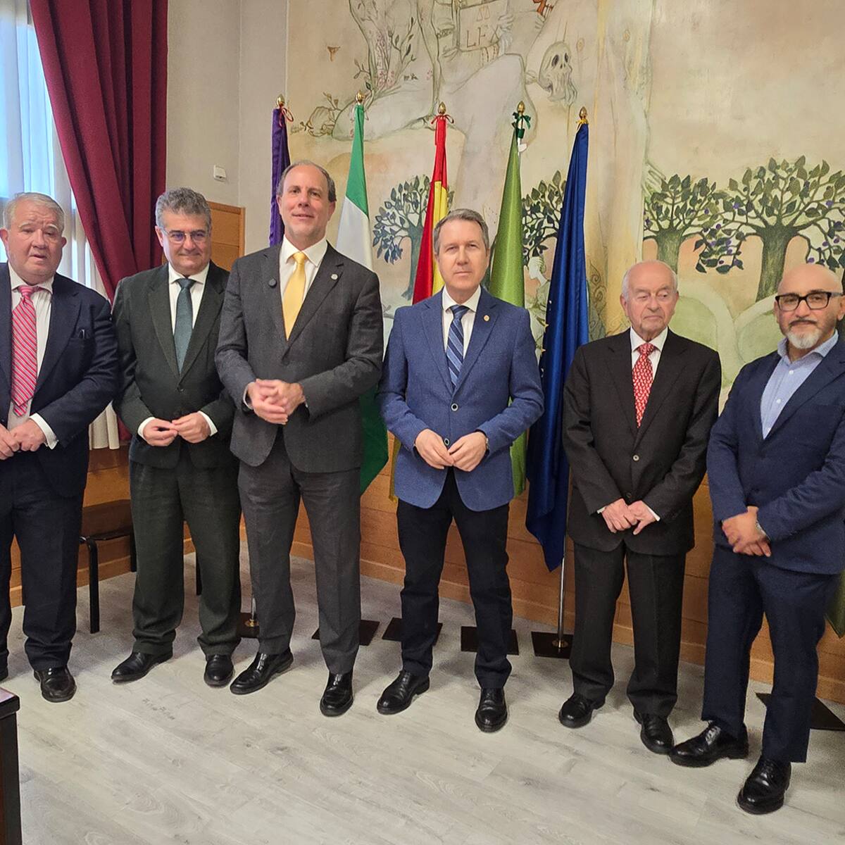 Un encuentro entre la UJA, el Colegio de Médicos de Jaén y la Real Academia de Medicina y Cirugía de Andalucía Oriental, favorece un ecosistema médico de excelencia y éxito