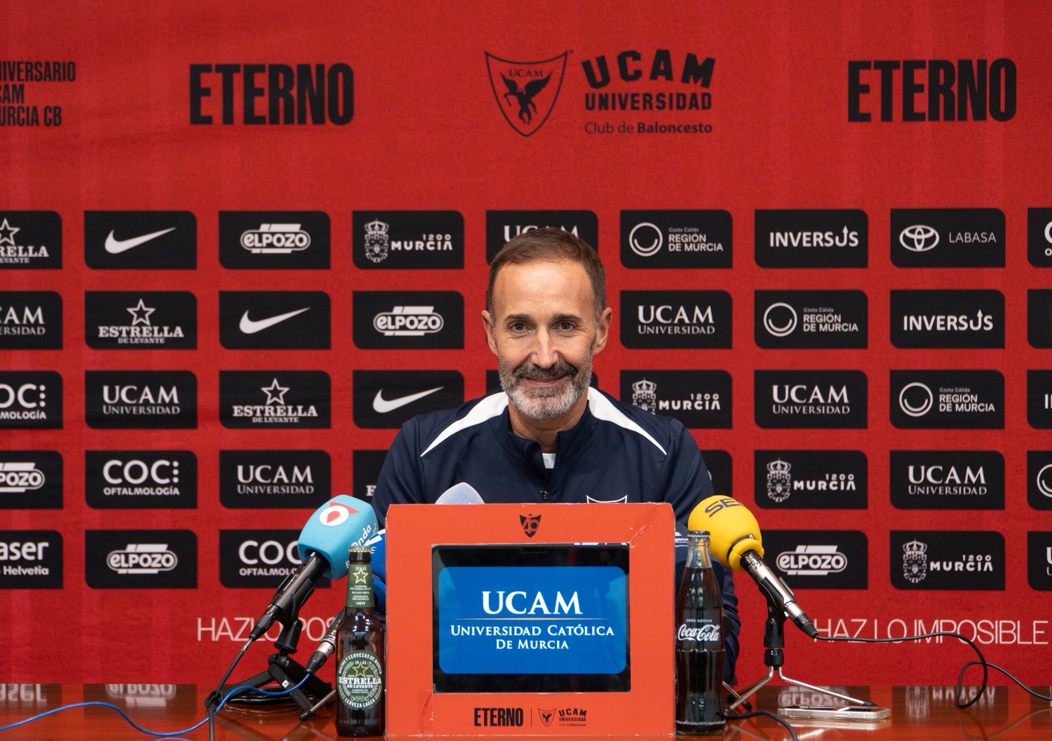 Sito Alonso en la sala de prensa del Palacio