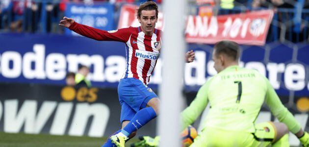 Ter Stegen desbarata una oportunidad de Antoine Griezmann