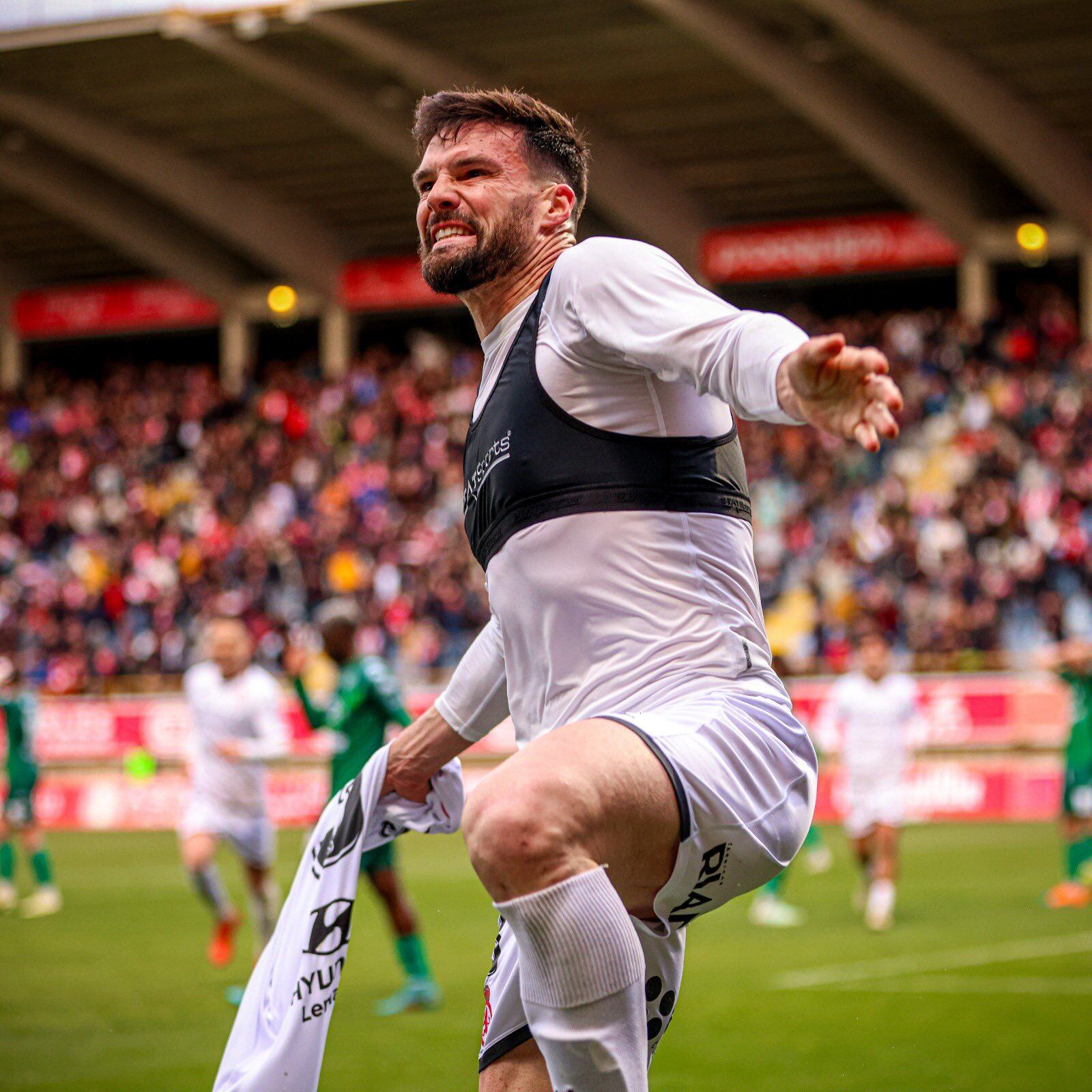 Segundo gol del navarro en liga.