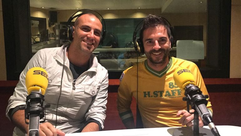 Jofre Mateu (derecha) y Moisés Hurtado (izquierda) en Radio Barcelona 