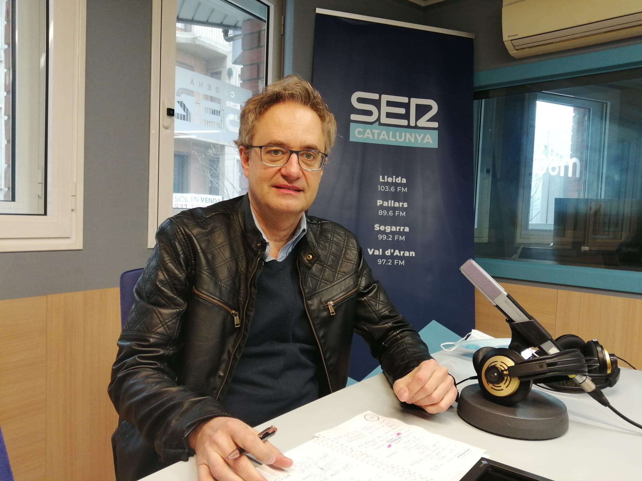 Daniel Lacasta, als estudis de Ràdio Lleida