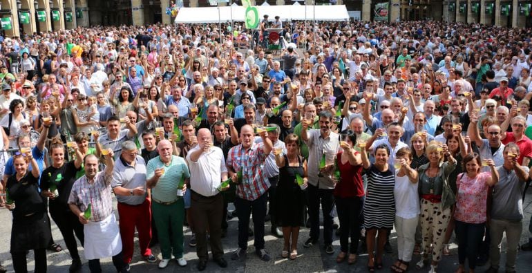 Día de la Sidra durante una edición de las Euskal Jaiak.