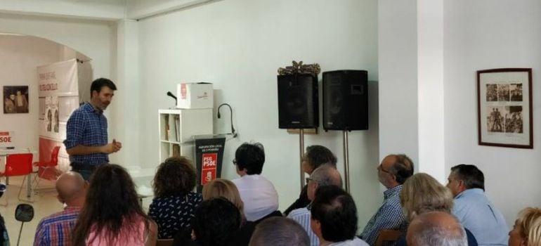 El parlamentario socialista Juan Díaz Villoslada