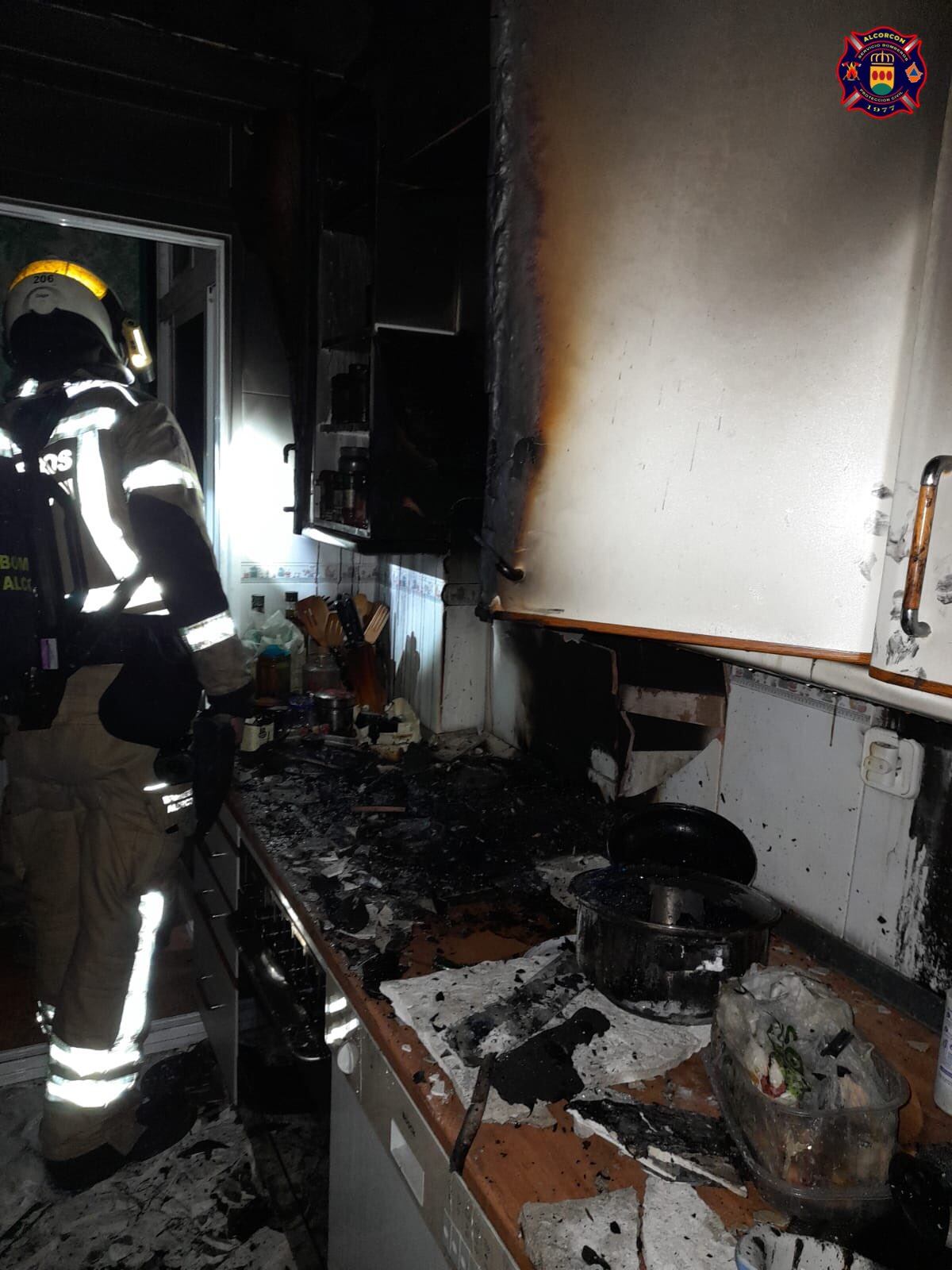 Situación en la que quedó la cocina tras el incendio