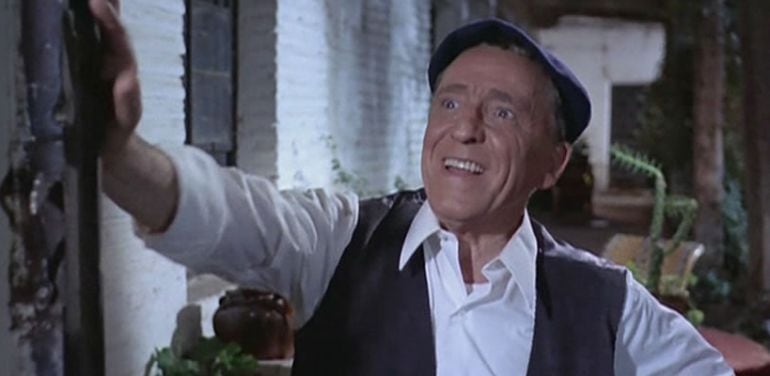 Paco Martínez Soria en la película Abuelo made in Spain (1968) de Pedro Lazaga.  