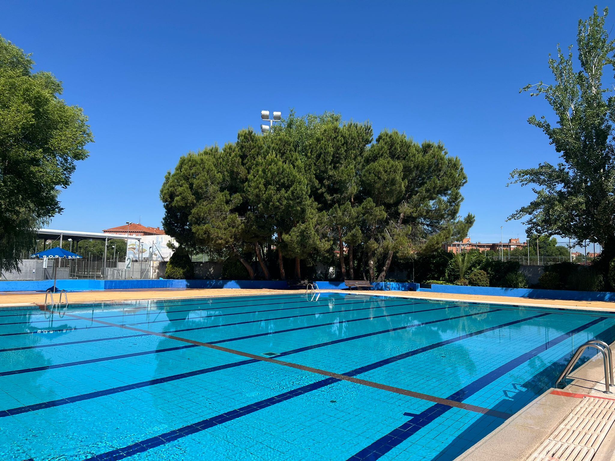 Piscina del polideportivo Javier Castillejo de Parla