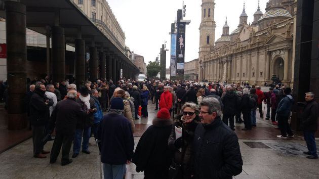 Otra concentración, en la plaza del Pilar