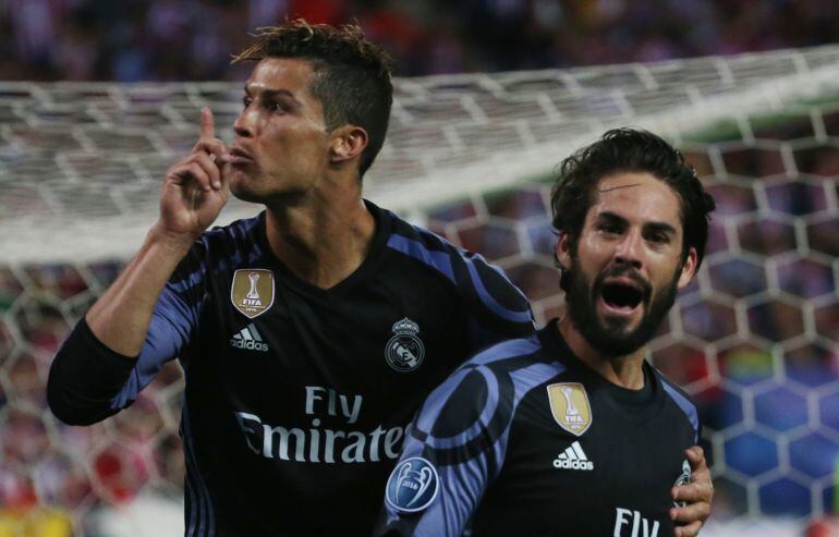 Cristiano Ronaldo manda a callar a la afición del Calderón