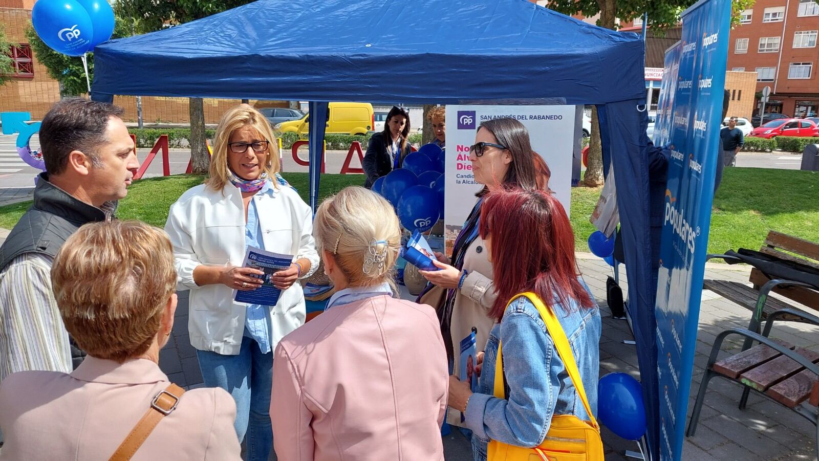 Noelia Álvarez en un acto de campaña en San Andrés