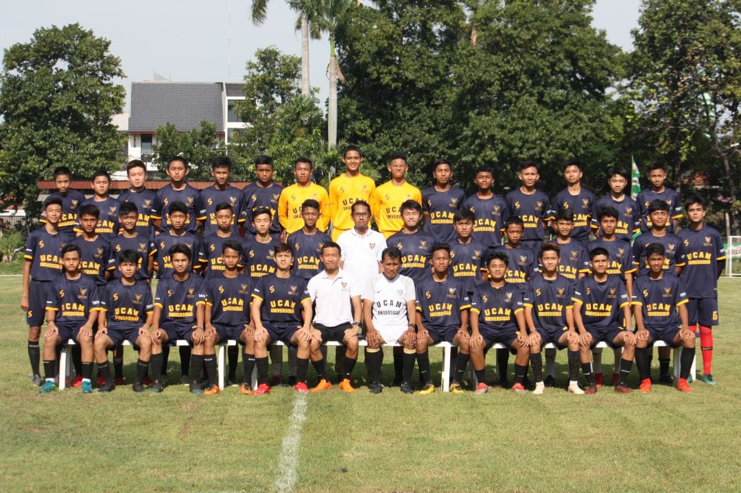 La escuela de fútbol UCAM Indonesia