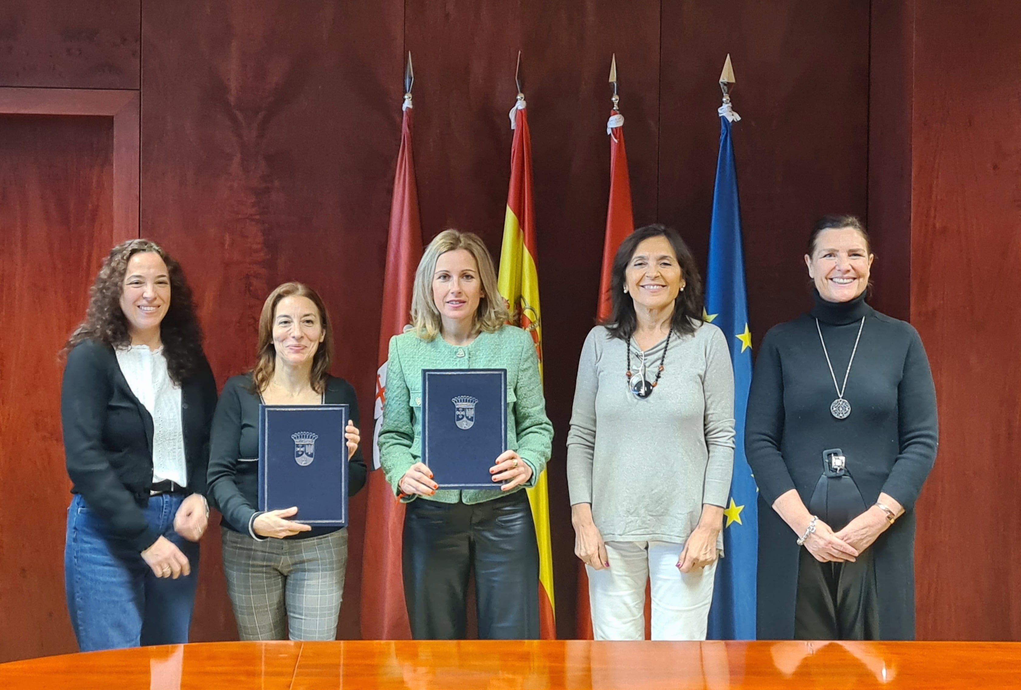 Firma del convenio entre Ayuntamiento de Alcobendas y la Fundación Arcópoli