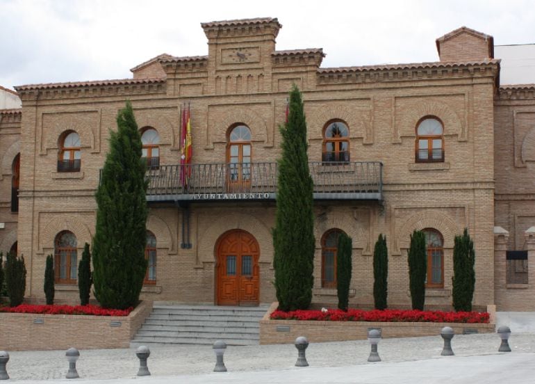 Vista del Ayuntamiento de Illescas (Toledo).