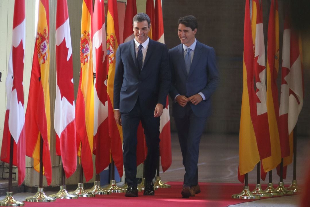 Pedro Sánchez junto al primer ministro de Canadá, Justin Trudeau