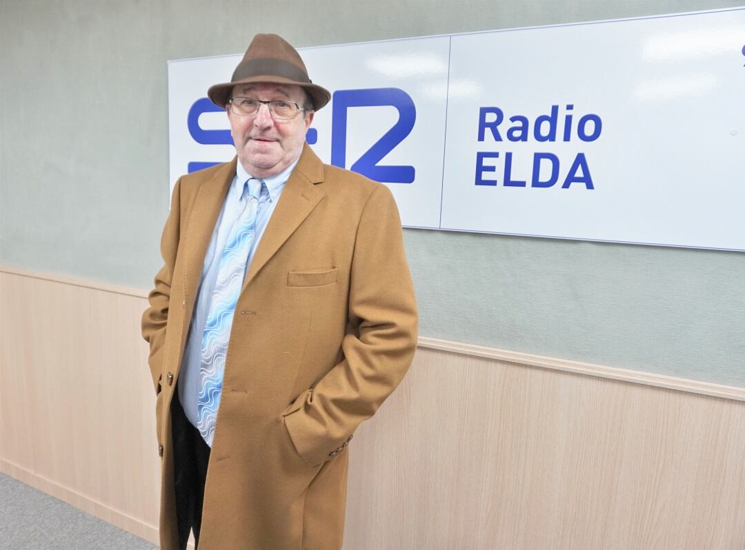Julio Piñeiro, fundador de la Gota de Leche de Bilbao, en Radio Elda