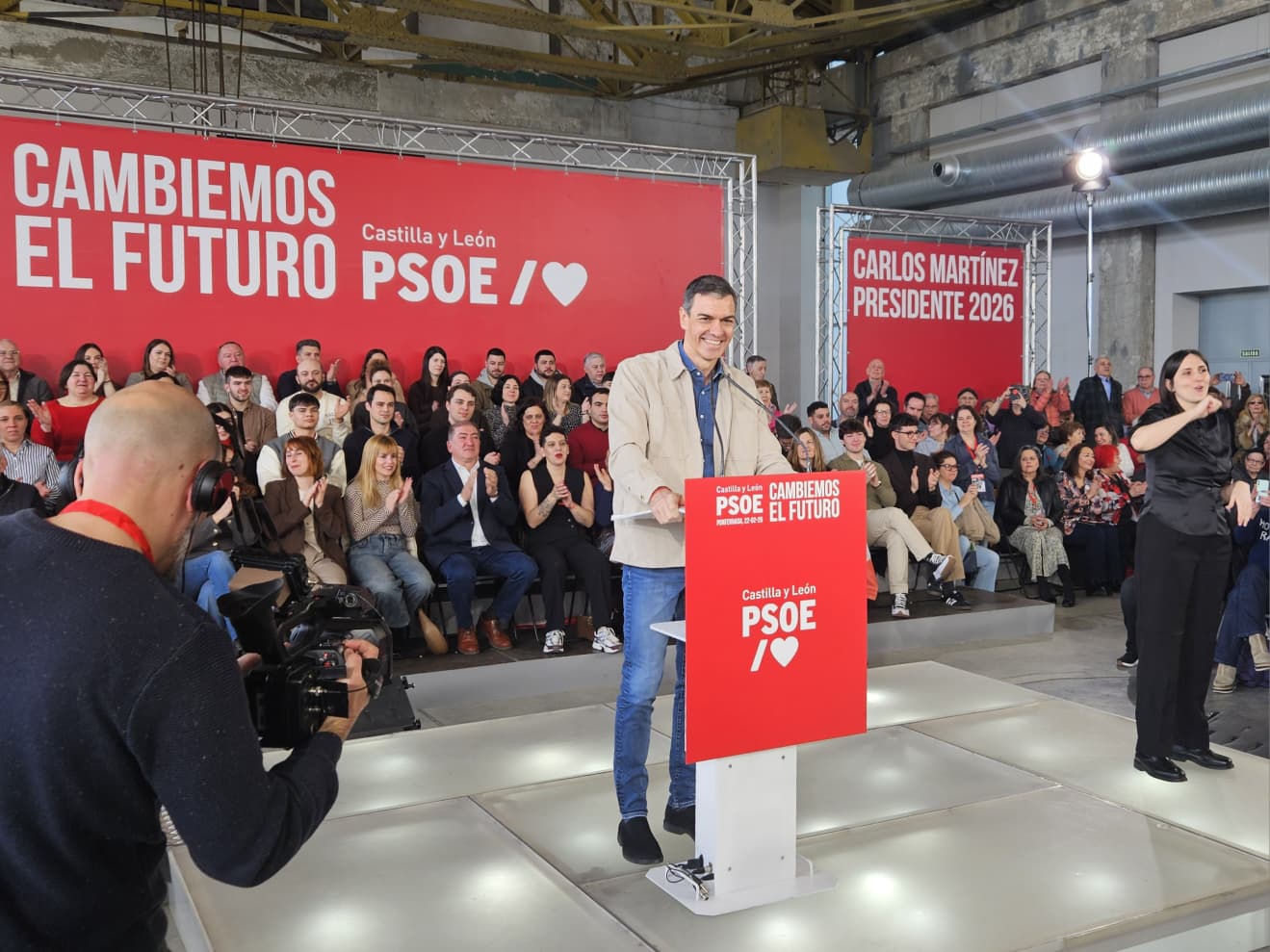 Pedro Sánchez interviene en el mitin