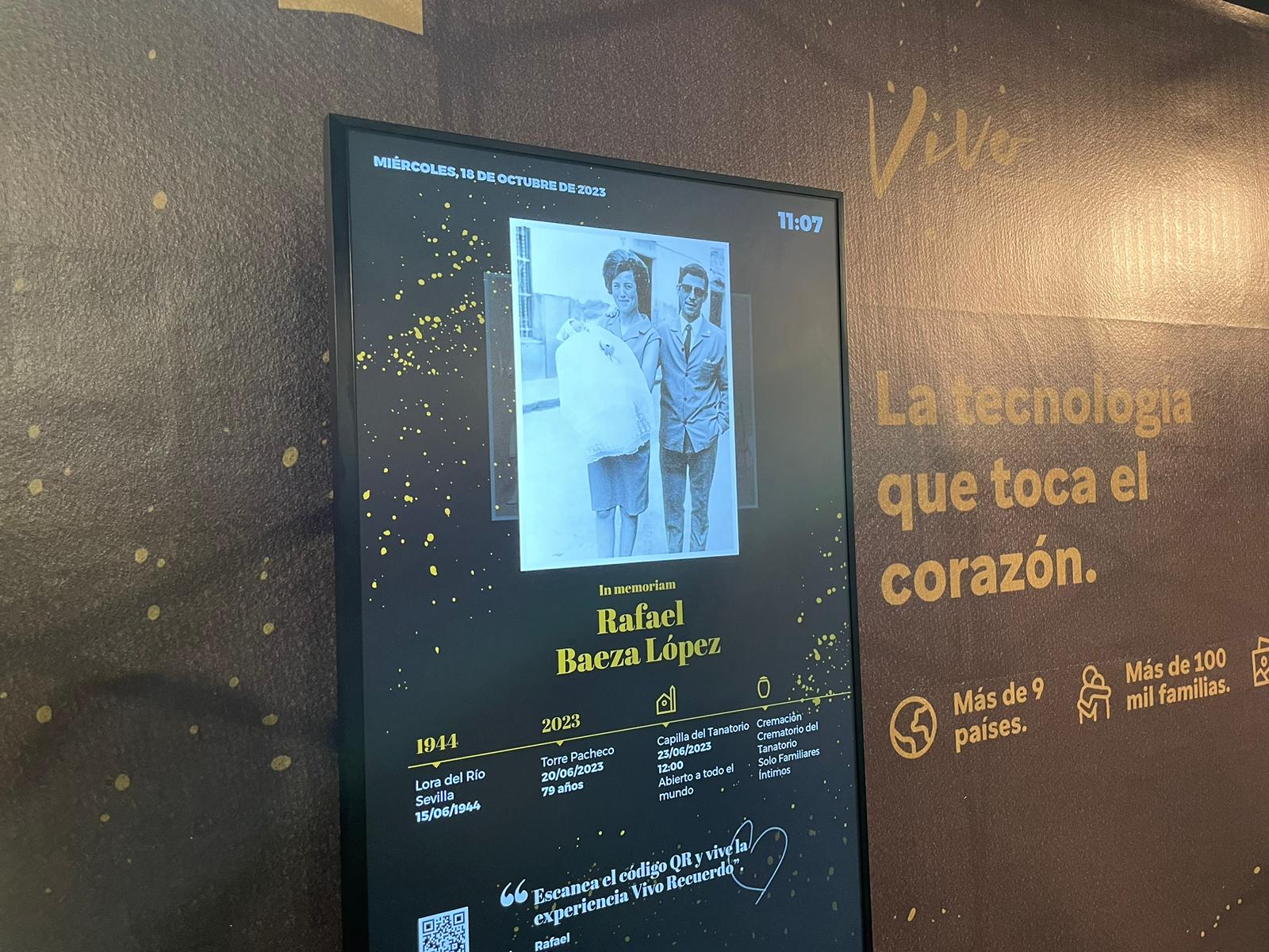 Así es la pantalla virtual que ha expuesto la empresa Vivo Recuerdo en Funermostra 2023.