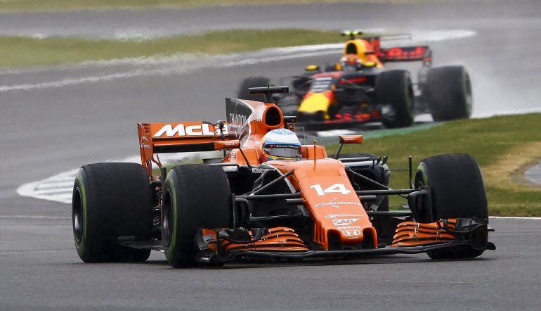 Fernando Alonso, durante la calificación al Gran Premio de Gran Bretaña