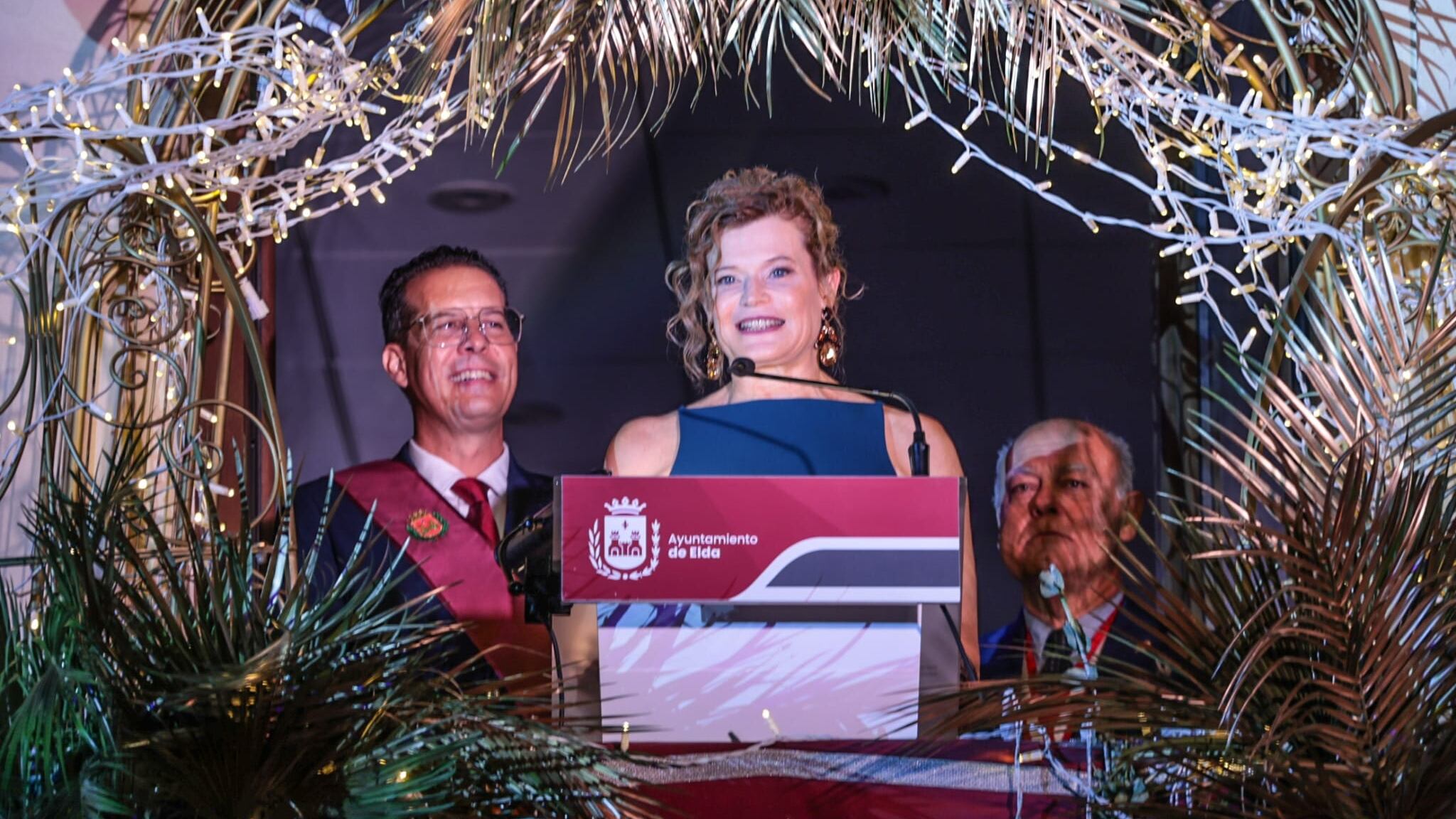 Satur Rueda ha pronunciado el pregón desde lo alto del Ayuntamiento de Elda