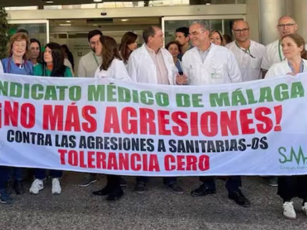 Más de 30 médicos han sido agredidos este año en hospitales y centros de salud de Málaga