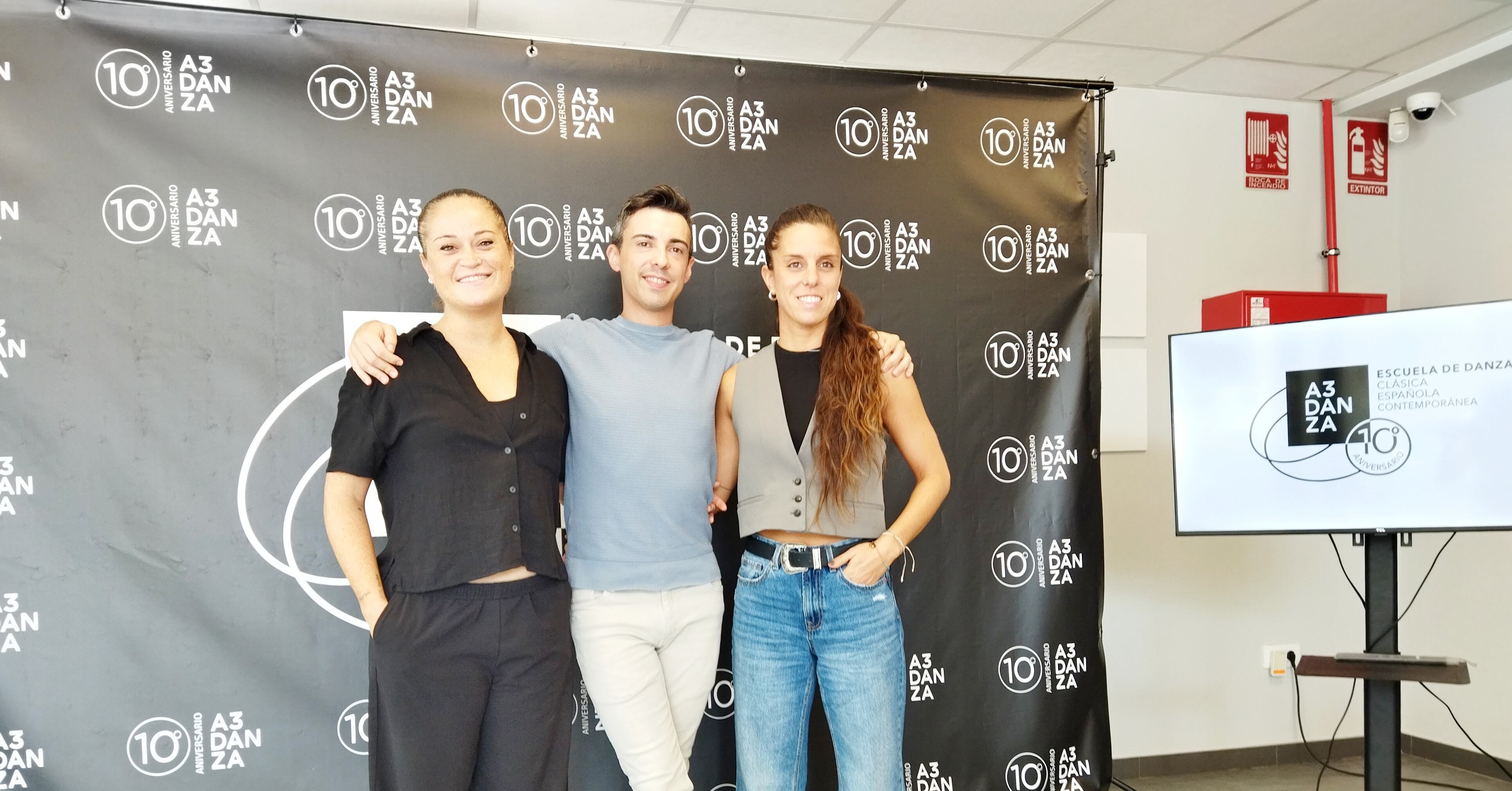 Sonia Canales, Daniel Cardó y Carla Domínguez son los directores de la escuela A3 Danza de Alcoy.