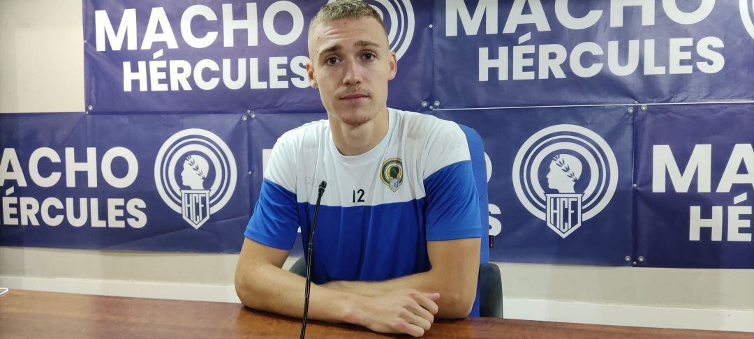 Manu Garrido, en la sala de prensa del Rico Pérez