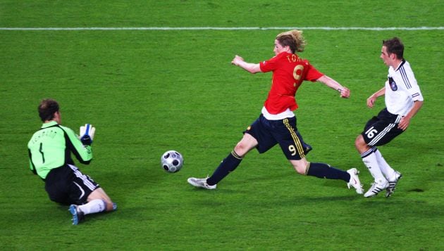 Torres marca el gol de la final de la Eurocopa 2008.