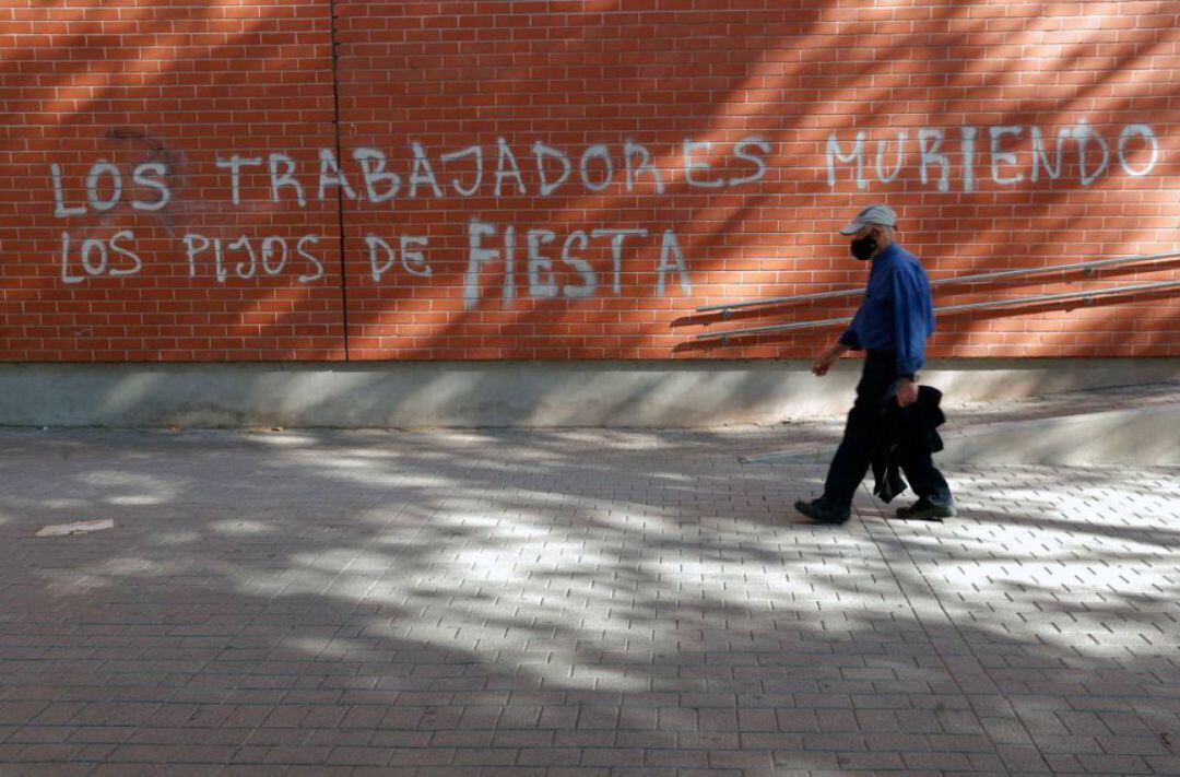 Pintada en el colegio mayor Galileo Galilei