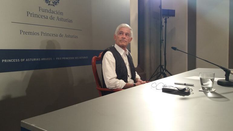 El fotoperiodista James Nachtwey durante la rueda de prensa como galardonado con el Premio Princesa de Asturias de Comunicación y Humanidades.