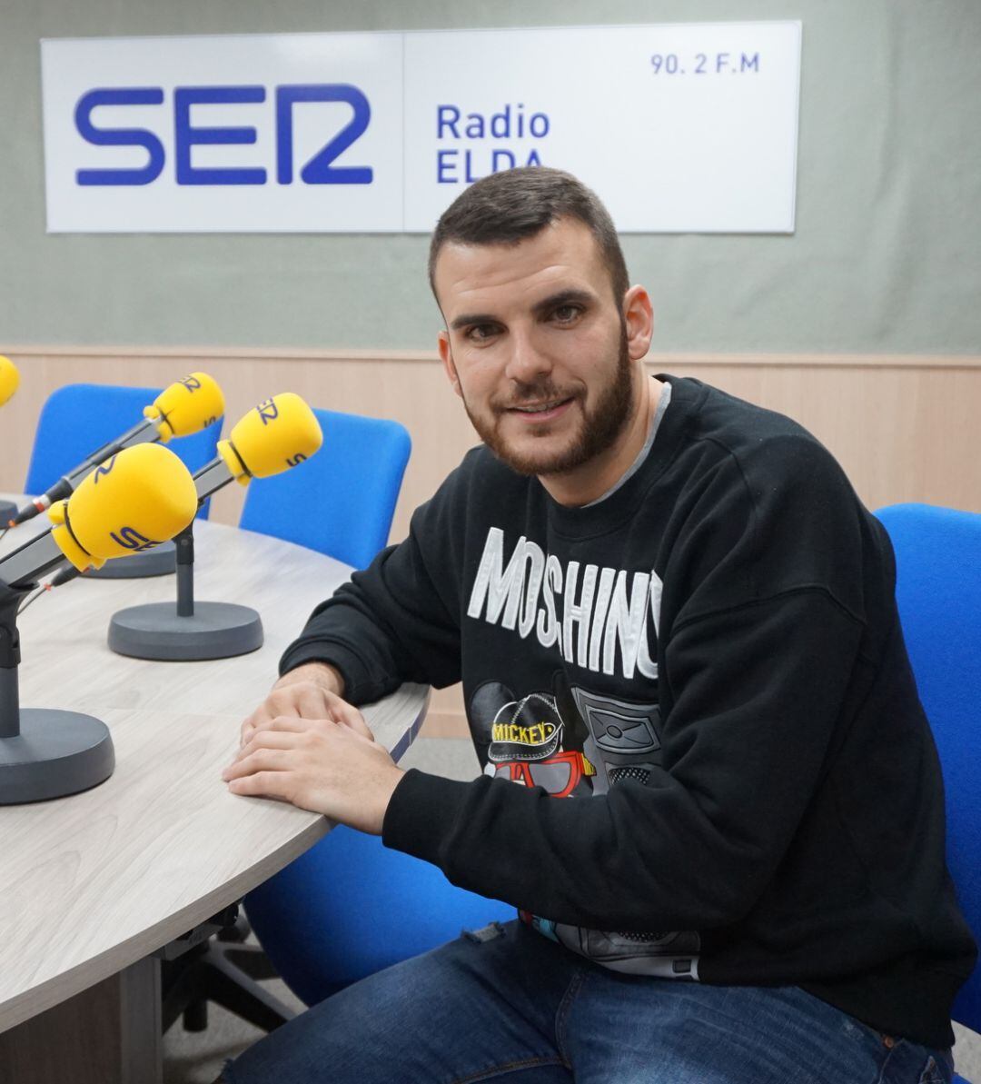 Aarón Barcelo, uno de los canteranos del Nueva Elda F. S.