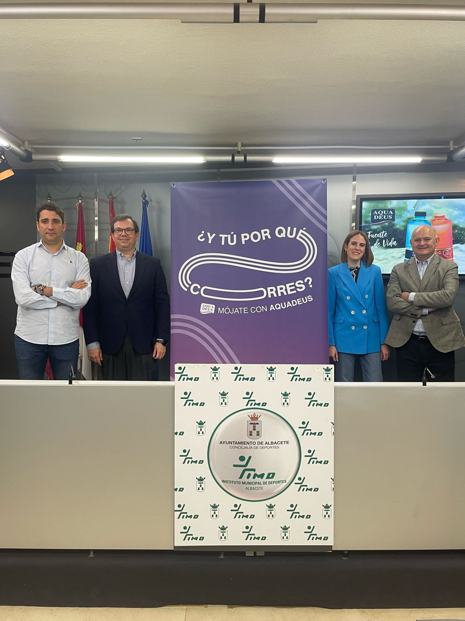 Presentación en el Ayuntamiento de Albacete de la campaña 'Mójate con Aquadeus'.