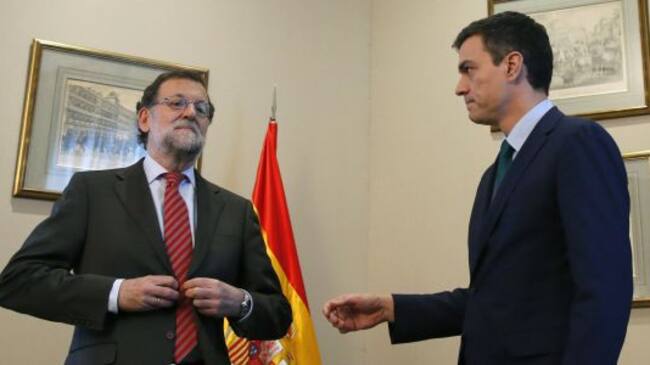 El presidente del Gobierno en funciones, Mariano Rajoy, y el secretario general del PSOE, Pedro Sánchez.